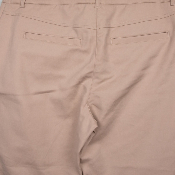 Chico's So Slimming khaki cropped pants-0 - Picture 4 of 5